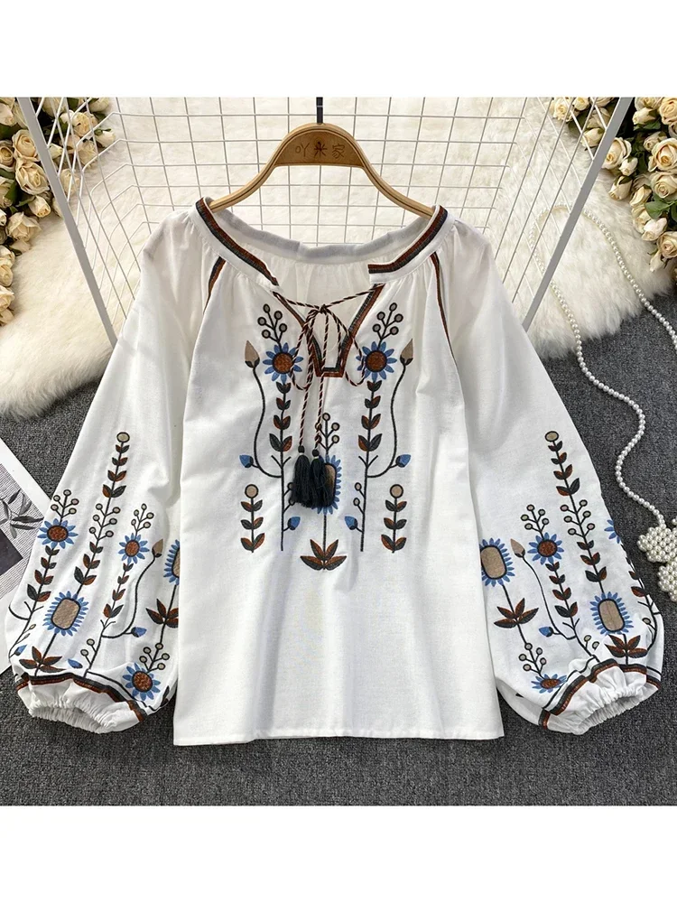 Women Spring Blouse Ethnic Sty - Embroidery Class ulasan dan harga