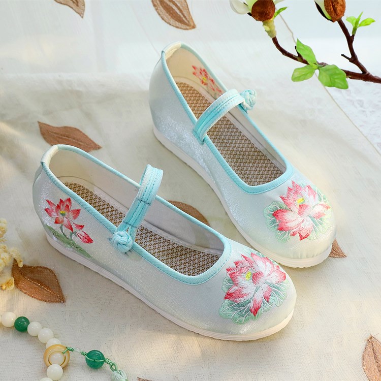2026 Women's White & Green Lot - Embroidery Fabric ulasan dan harga