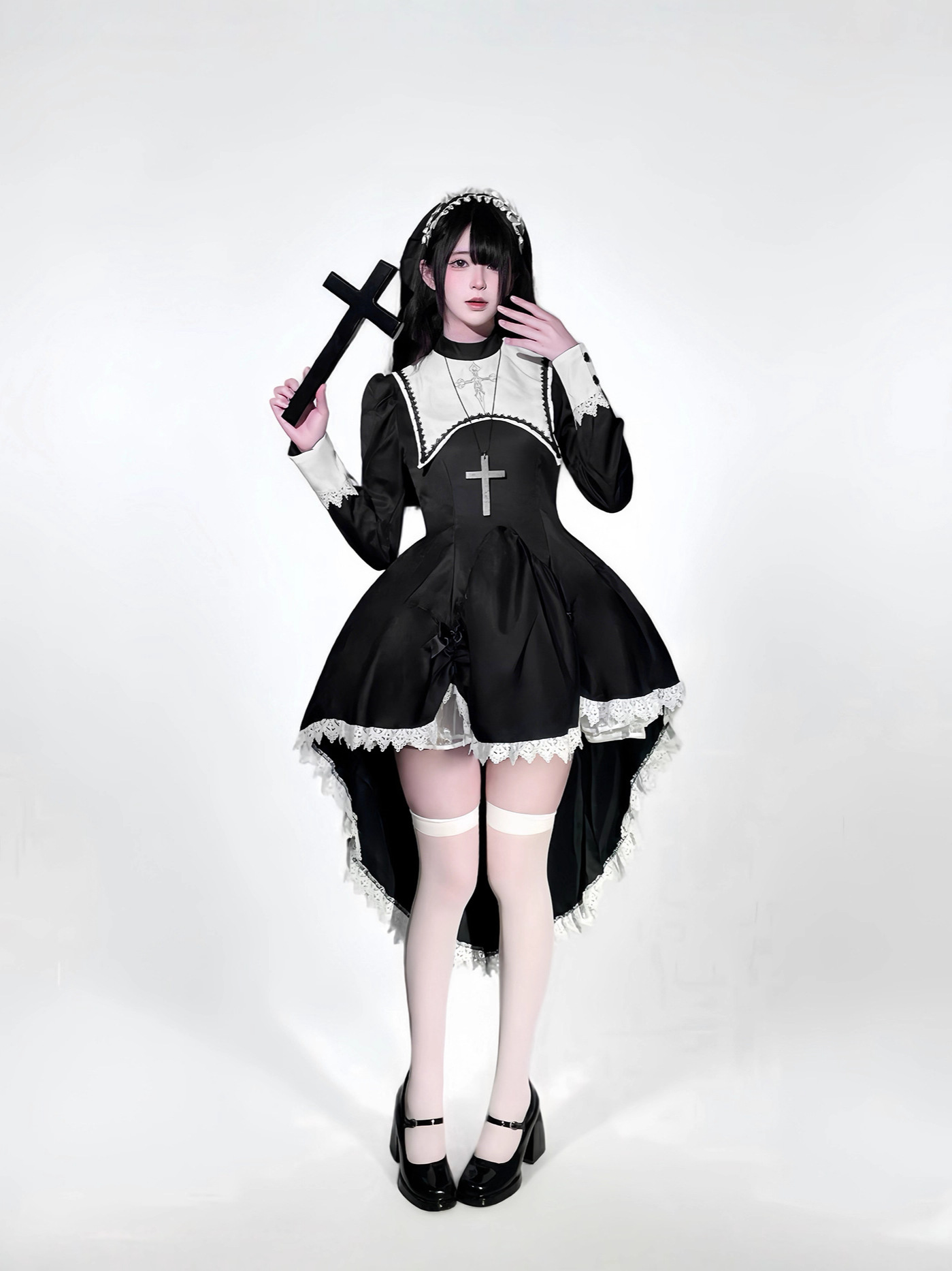 Gothic style dark embroidery c - Embroidery Class ulasan dan harga