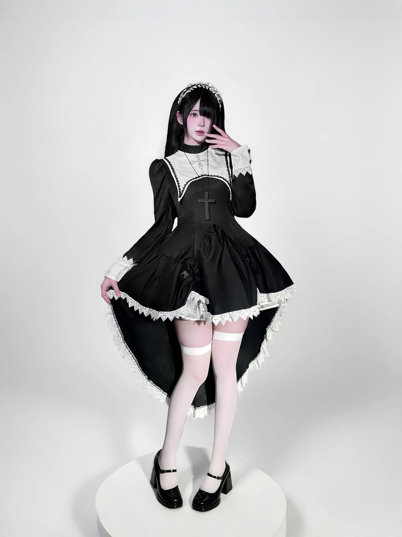 Gothic style dark embroidery c - Embroidery Class ulasan dan harga
