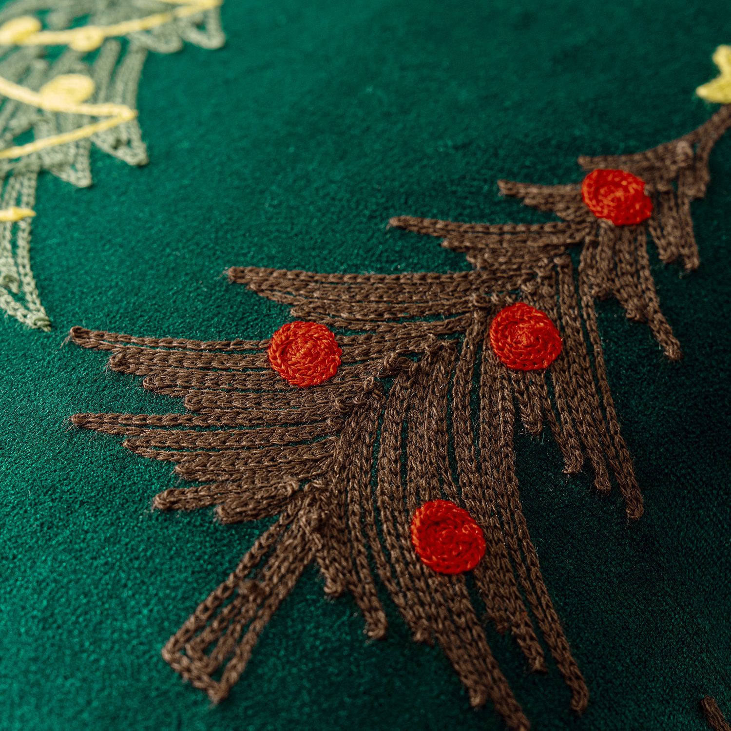 1pc Embroidery Cushion Cover C - Embroidery Xmas Tree ulasan dan harga